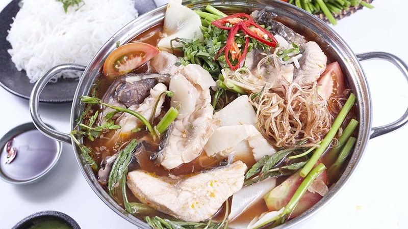 Cá mú nấu lẩu